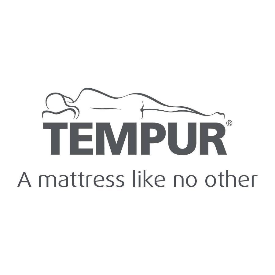 Comfort Sleep - Rooms With Shared Facilities Windsor Esterno foto